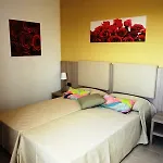 La Maison Rouge בית הארחה 3*