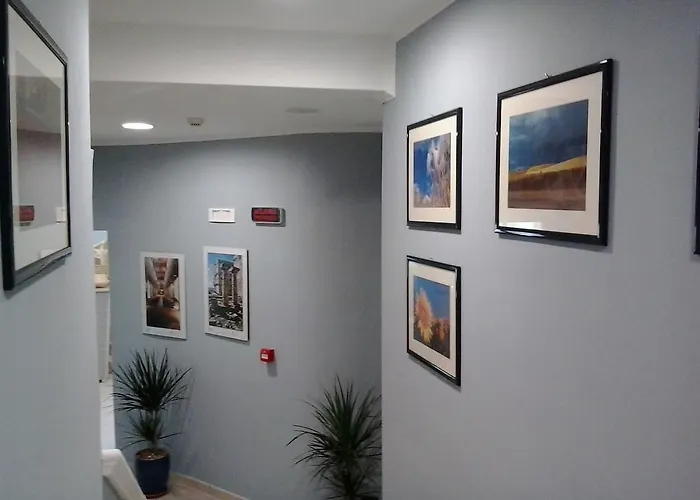 La Maison Rouge