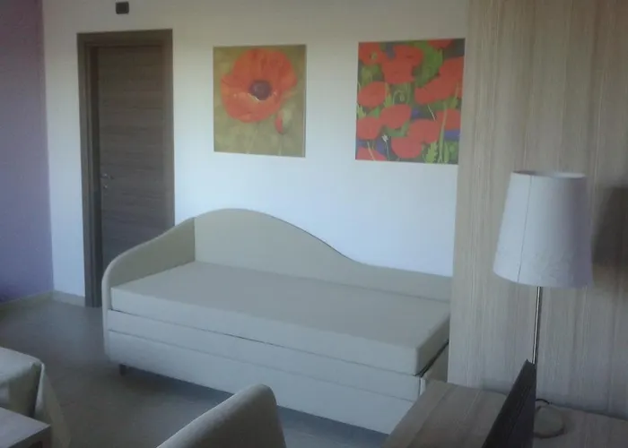 Gæstehus La Maison Rouge 3*